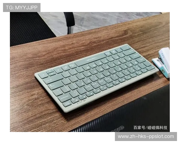 手机蓝牙键盘钻石款全新体验轻松打游戏畅享极致操控感